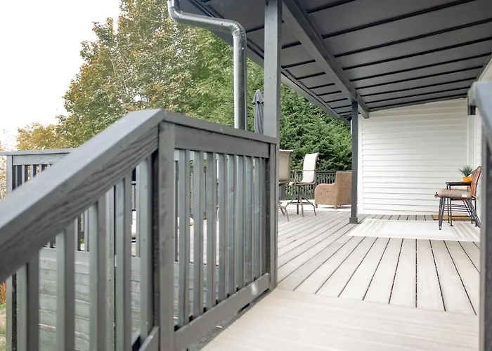 Sweet Lil Casita Puget Sound Hideaway