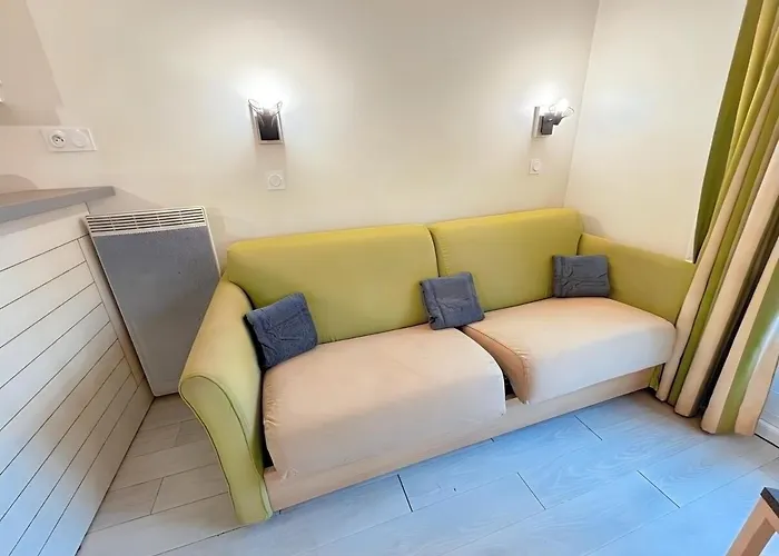 Cottage avec Parking gratuit - piscine et jeux