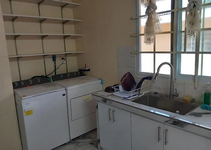 Diamond Breeze - Fully Furnished Apartment