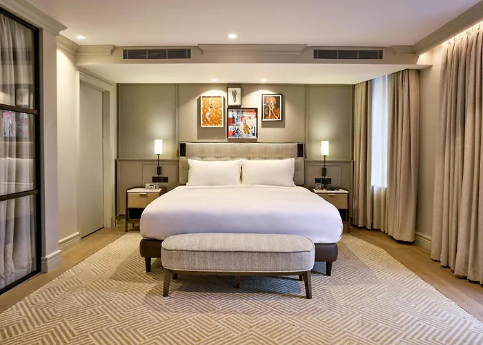 Radisson Blu , London Bond Street