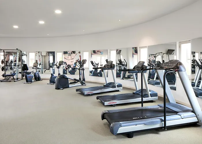 Hotel cerca del aeropuerto: Nh Marina Portimao Resort