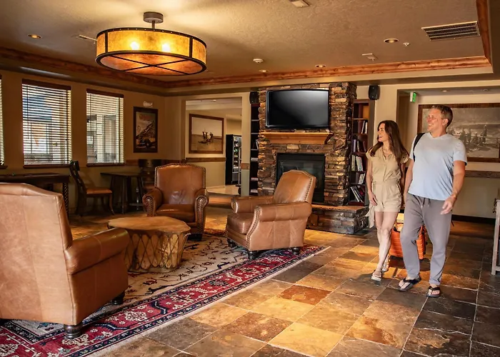 Pets Allowed Hotel Yellowstone Park