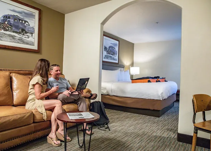 Pets Allowed Hotel Yellowstone Park