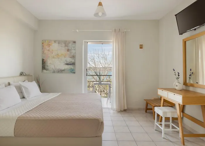 4 star hotel: Panorama Fanari Studios And Apartments