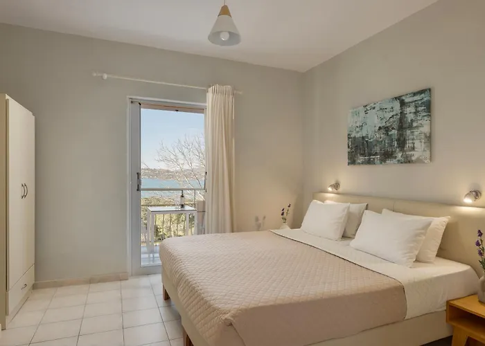 4 star hotel: Panorama Fanari Studios And Apartments