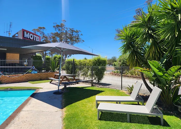 Calder Family Motel