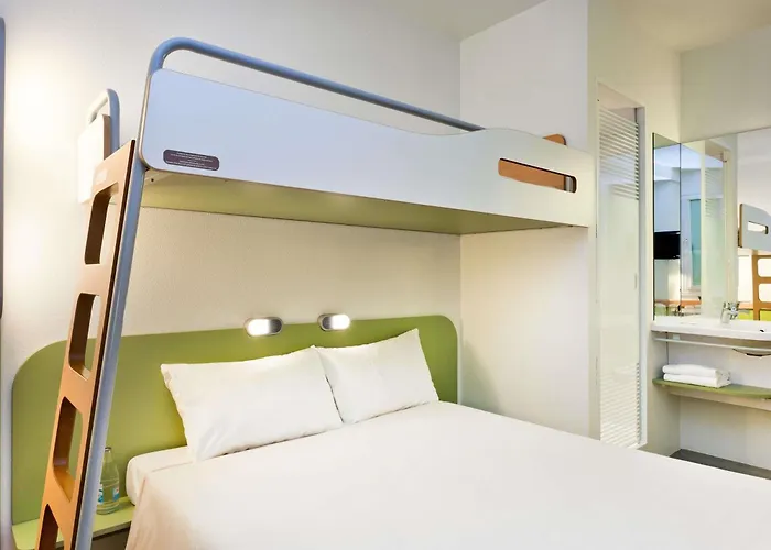 Ibis Budget City West