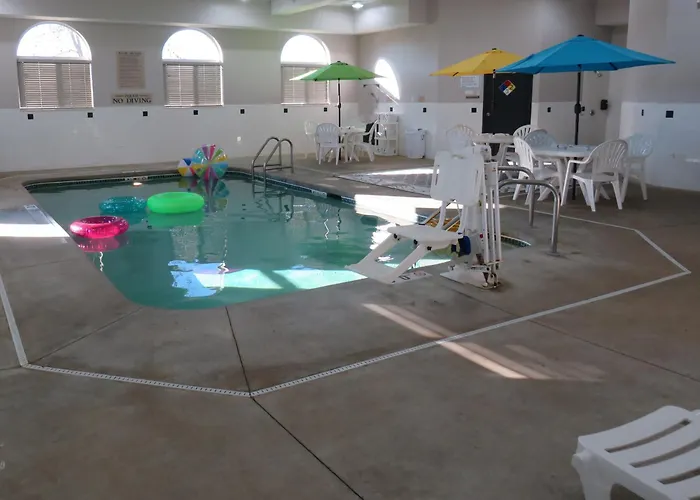 Country Inn & Suites By Radisson, Cedar Rapids Airport, Ia