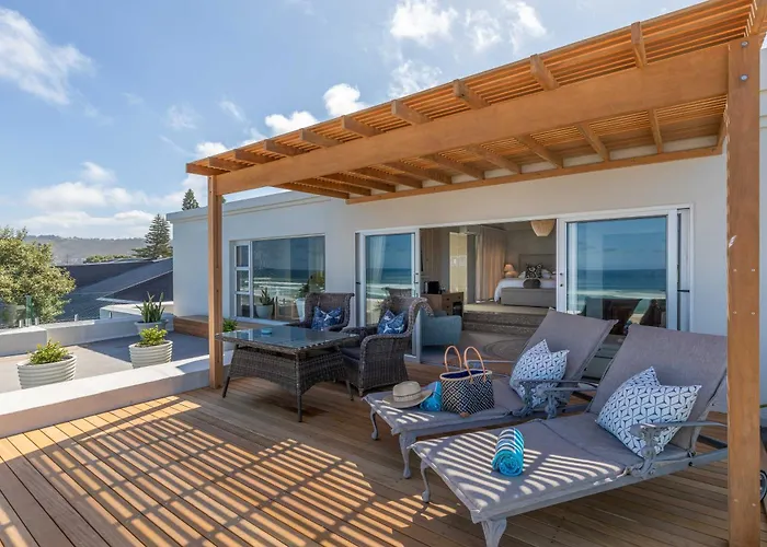 Seasense Boutique Beach Villa
