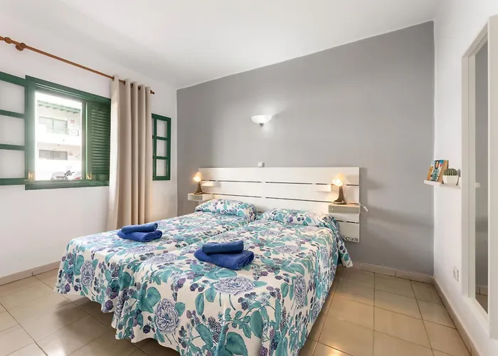 Hotel cerca del colegio: Apartamentos Luz Y Mar