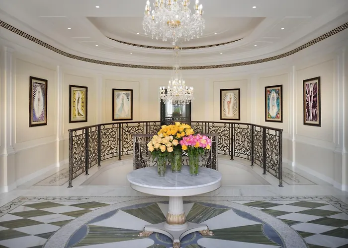  Palazzo Versace Dubai