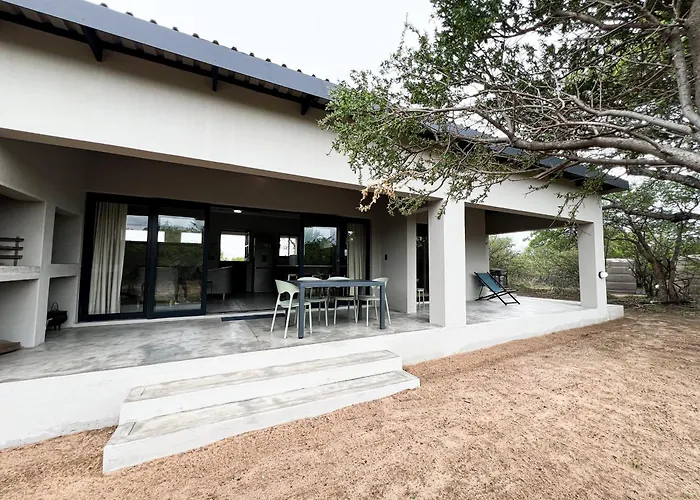 24 Degrees South Country Estate