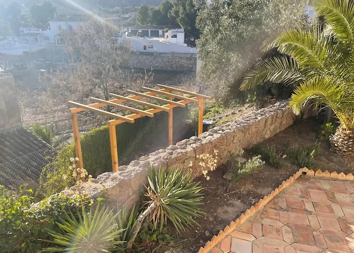 El Huerto De Maravillas