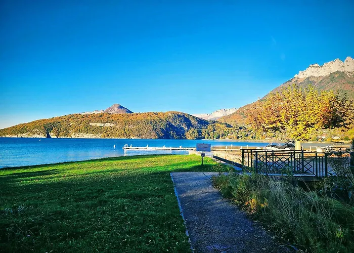 Studio les Pieds dans L'eau au bord du lac d'Annecy