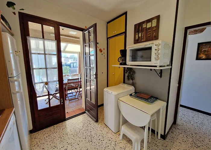 Maison avec Jardin, Véranda ensoleillée et Tout Confort à Marseillan - FR-1-387-62