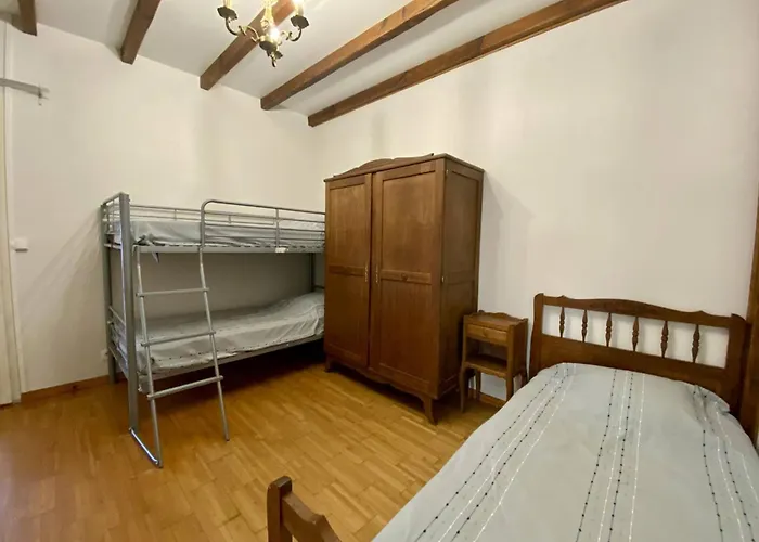 Maison basque à Espelette, 5 adultes + 2 enfants, animaux admis, internet - FR-1-495-2