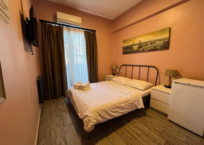 Hostel: Archeo (Adults Only)