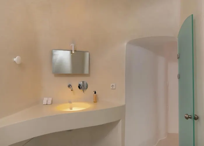 Aesthesis Boutique Villas Fira