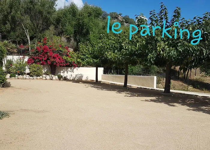 Résidence U MELU GRAND T3 ROUGE en rez de jardin