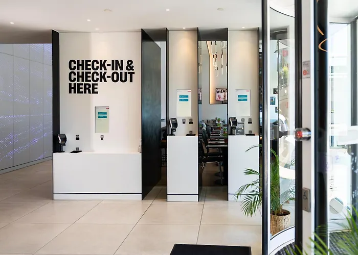 Spa Hotel: Yotel Porto