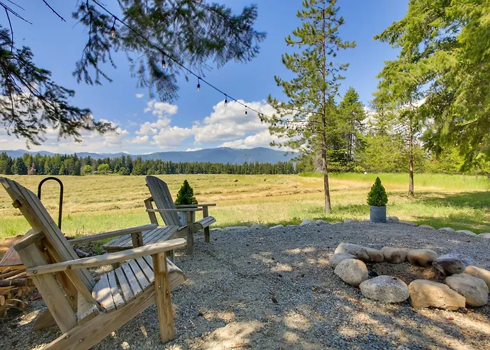 Serene Kootenai Cabin - 3 Mi To Dtwn & River!