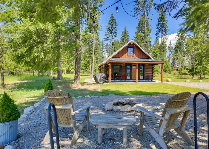 Serene Kootenai Cabin - 3 Mi To Dtwn & River!
