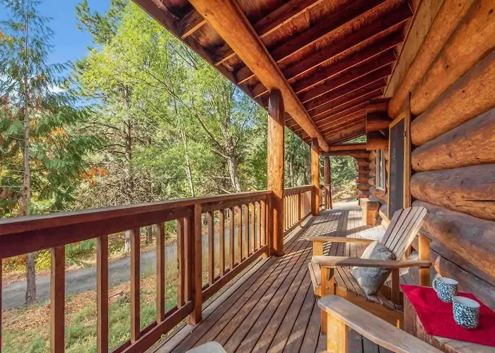 Bear Ridge Cabin - Pacific Retreats