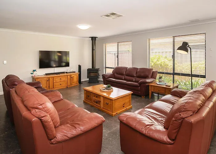 Busselton Broadwater Holiday Home