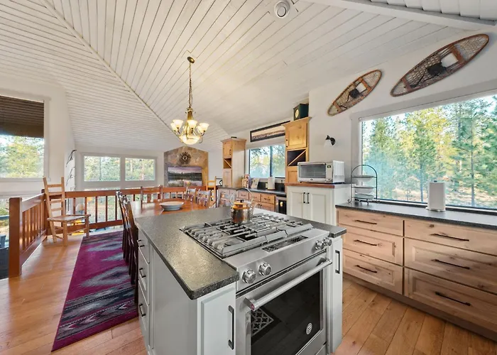 Great Kitchen, Ac, Sharc Access, Hot Tub, Bring Pet!