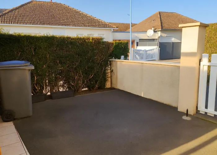 Maison plain-pied proche mer Cour&Parking