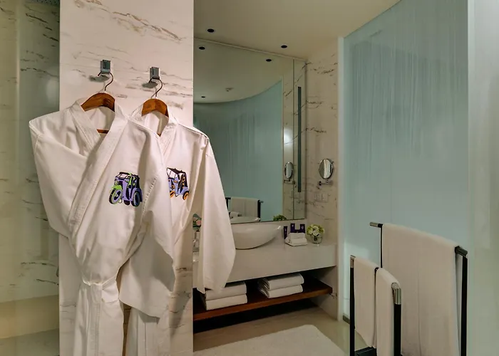 Cinnamon Life At City Of Dreams