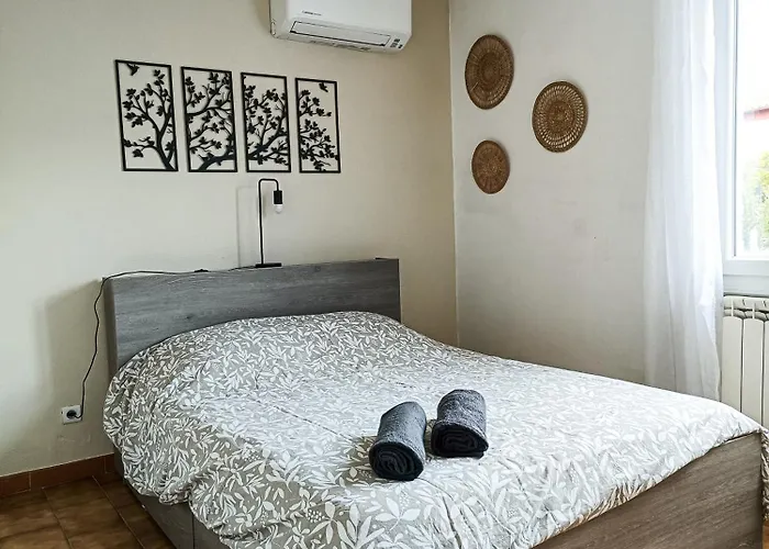 Maison 6 pers, avec jardin, clim et pétanque
