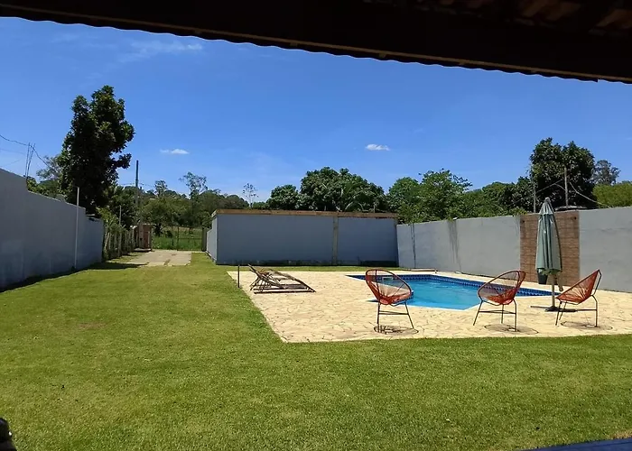 Chácara com piscina em Tatui