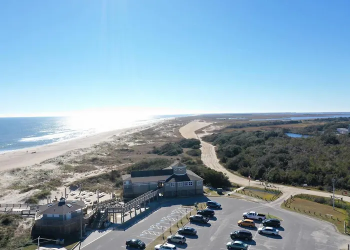 Lorraine'S Beach Cottage