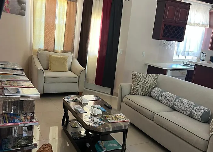 Steps Away From Adventure -2Bedroom & 2 Bath
