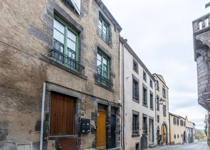 LE CATELE - Studio RIOM - 3 pers - Vulcania - Puy de Dôme - Proche Clermont Ferrand