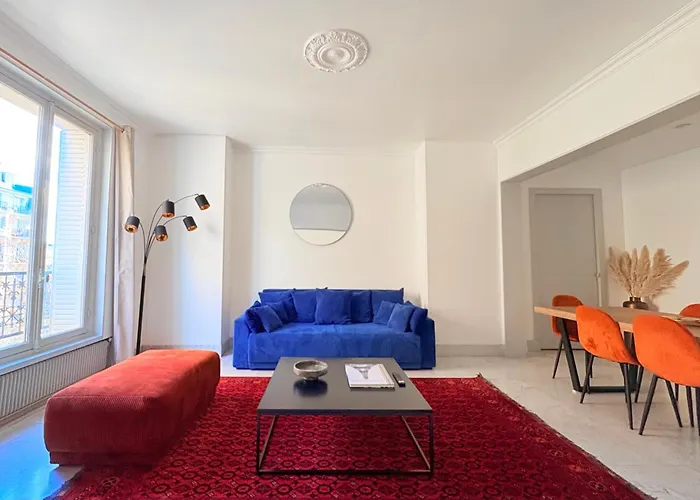 Apartments Gustave - Charming Eiffel Tower