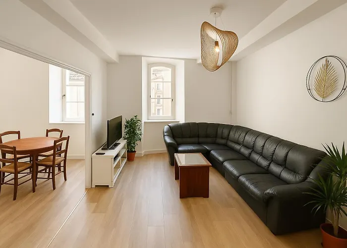 Appartement rénové avec 2 chambres et espace bien-être Lavelanet