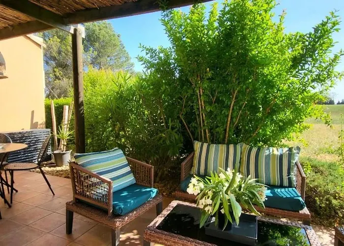 Nouvelle location dans somptueux golf avec piscine, terrains de tennis - situation ++ pour découvrir la Provence