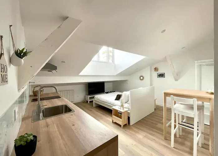 Studio Hypercentre Casteljaloux - Moderne - Calme - Wifi - TV -