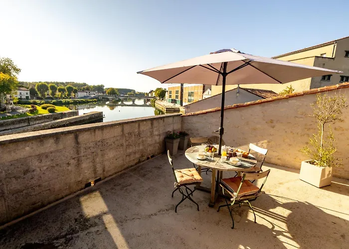 QUAI 3 loft moderne et lumineux les pieds dans l'eau