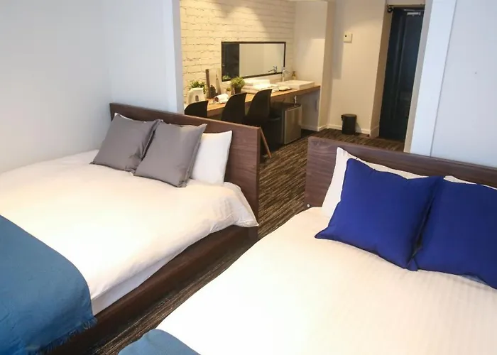 N33 Hakata Sta Riverside