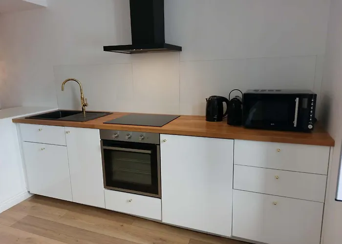 Le Bompard 50 m2 Villa Art Déco Plein centre avec jardin