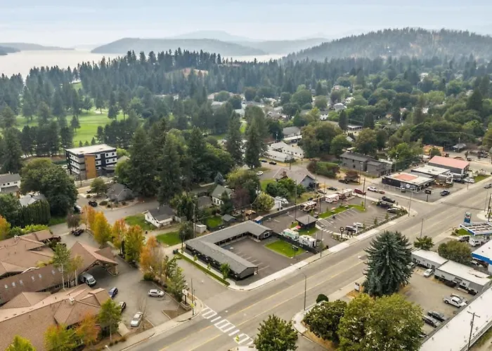 The Flats- Executive Suite-Downtown Cda
