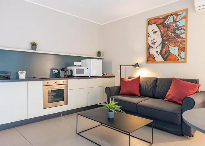 Viam Imbriani Suites