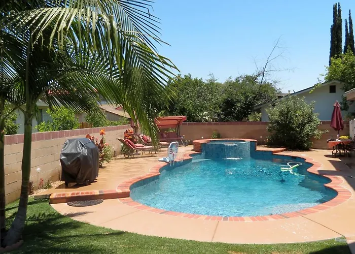 Elegant Private Studio With Private Entrance And Pool Access