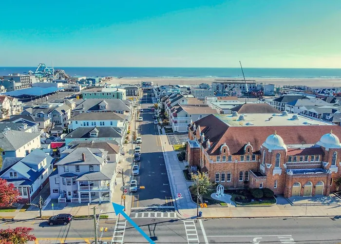 Alwaves Family 3 Bedroom Beach Apartment