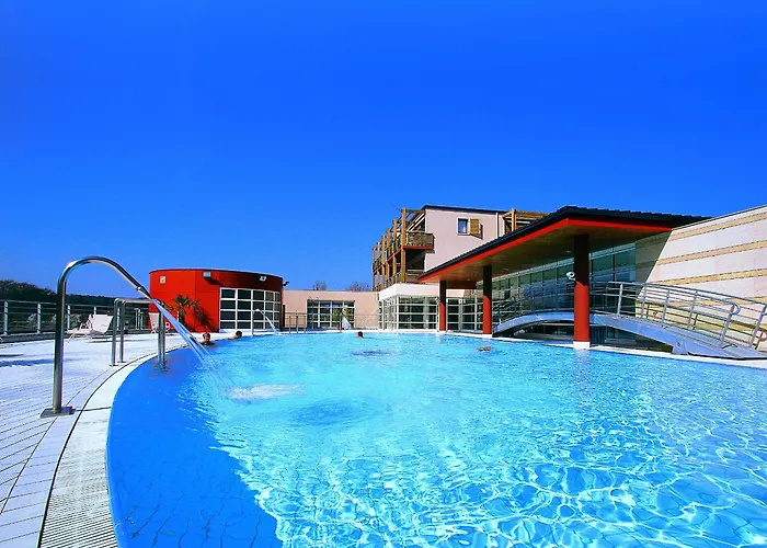 Studio Hypercentre Casteljaloux - Moderne - Calme - Wifi - TV -
