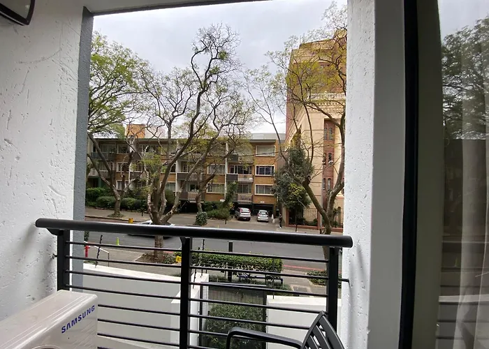 Easy Stay - The Vantage Rosebank