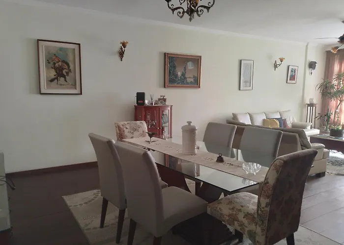 Apartamento Gonzaga Santos